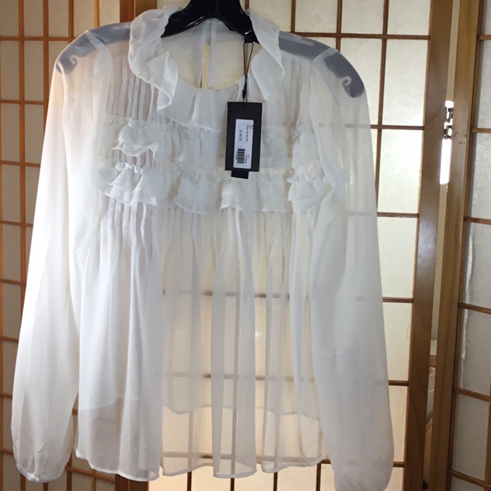 Blouse - off white “Roland” style very cute!!!